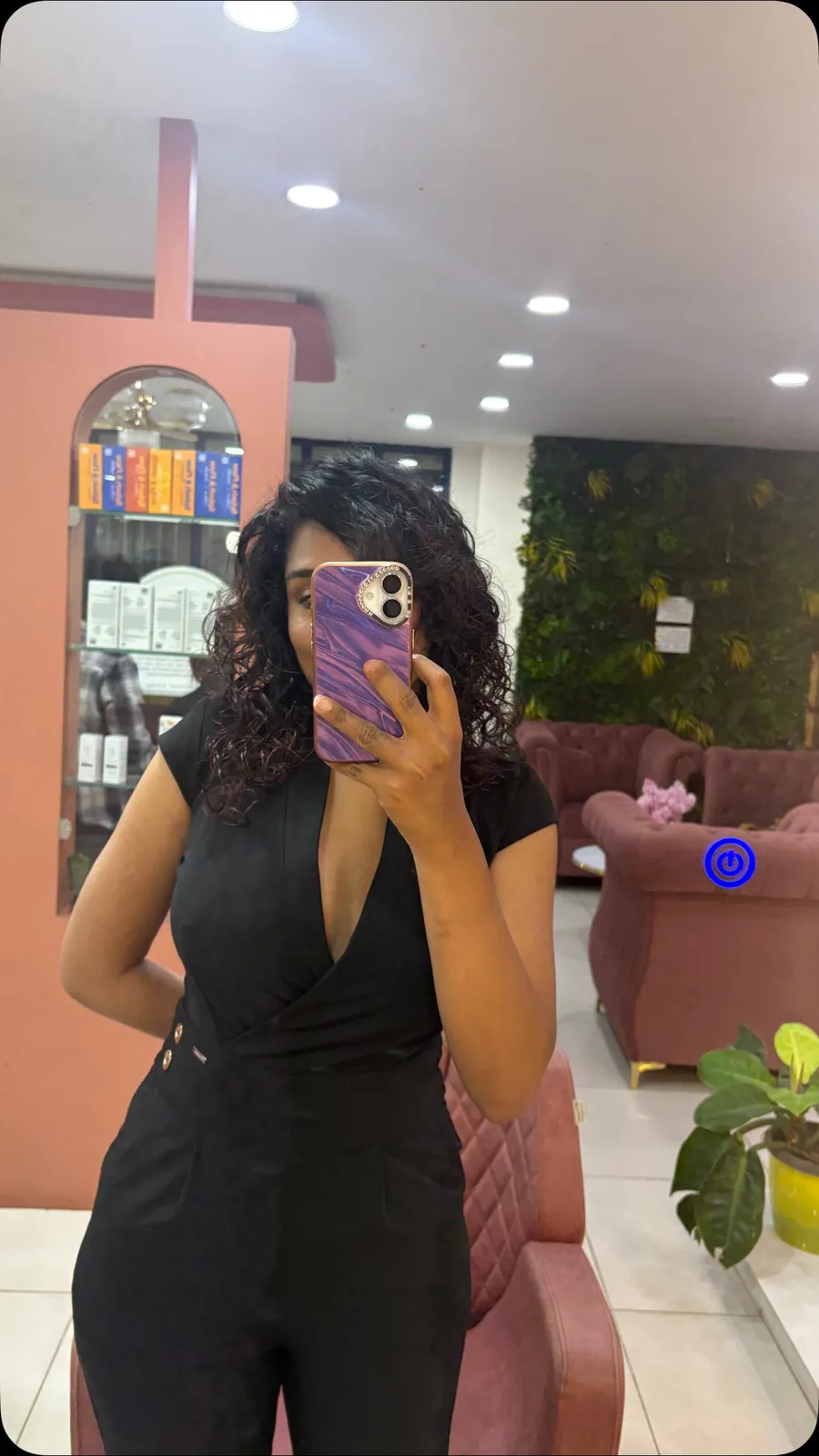Glow + silky curls